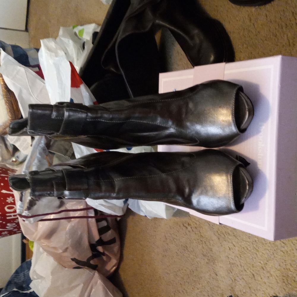 Ladies heel Boots